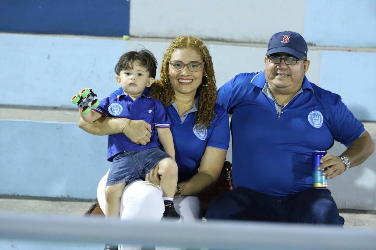 En fotos: Pelinegra deslumbra, La Ceiba se viste de gala y el show de Motagua ante Victoria