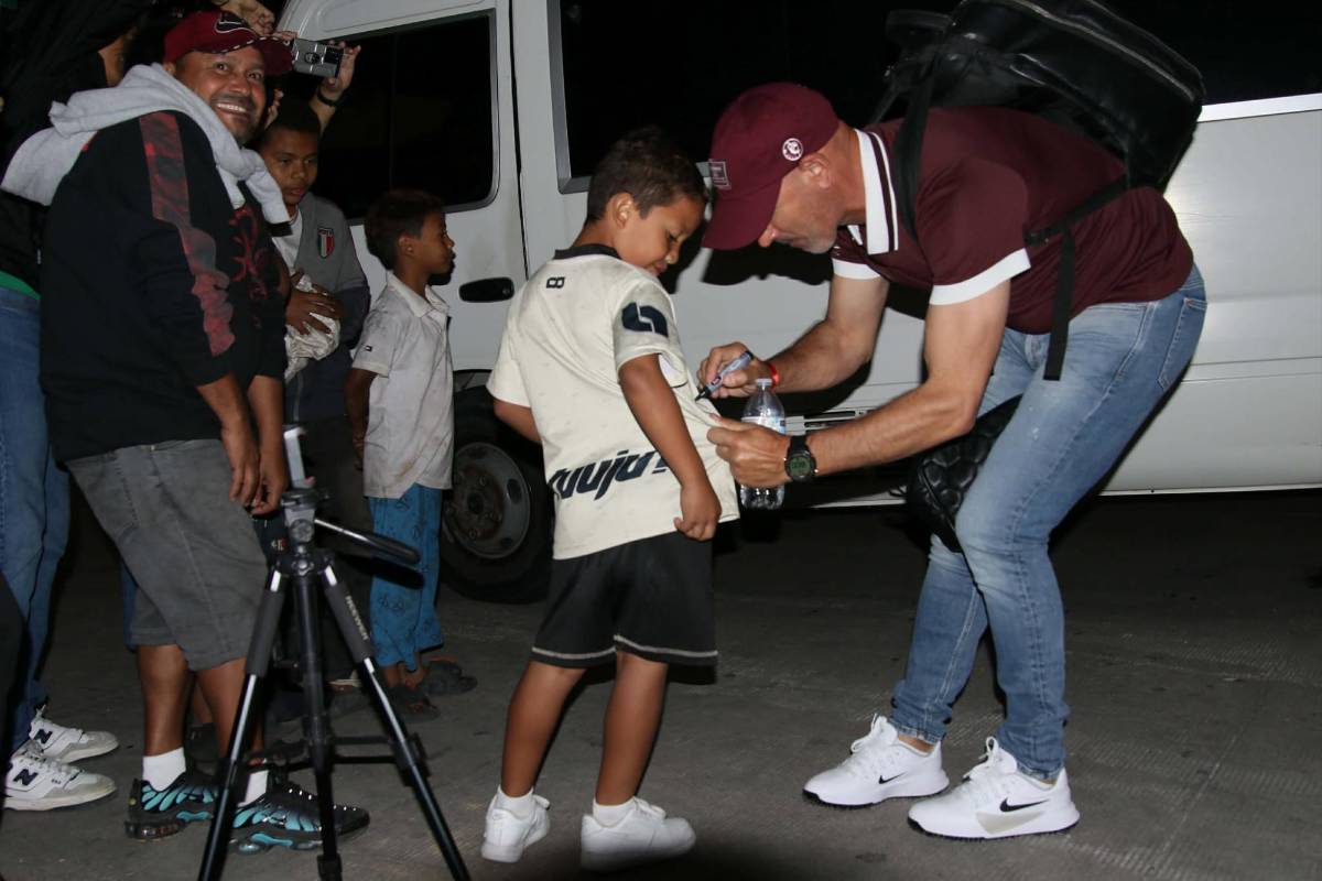 Lindas chicas, el error de Espinel y e increíble tropiezo de Olimpia ante Juticalpa en el Nacional