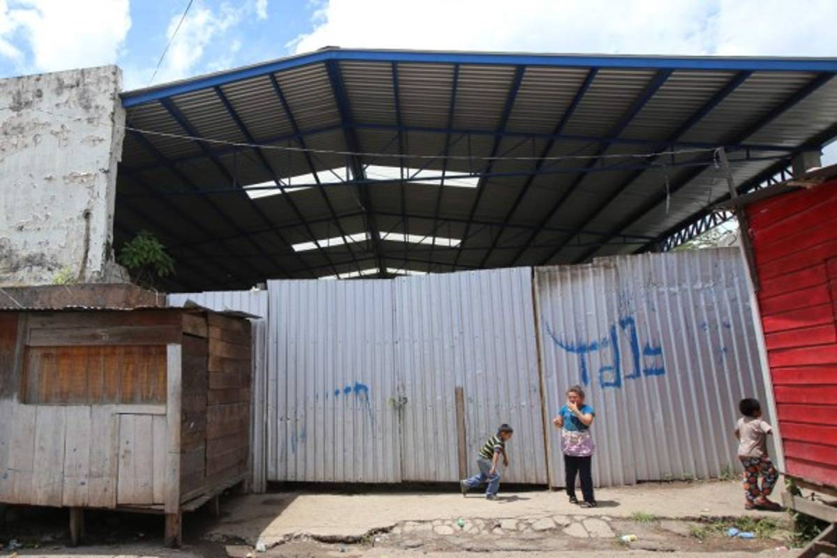 Proyectan sitios para ubicar a vendedores ambulantes del DC