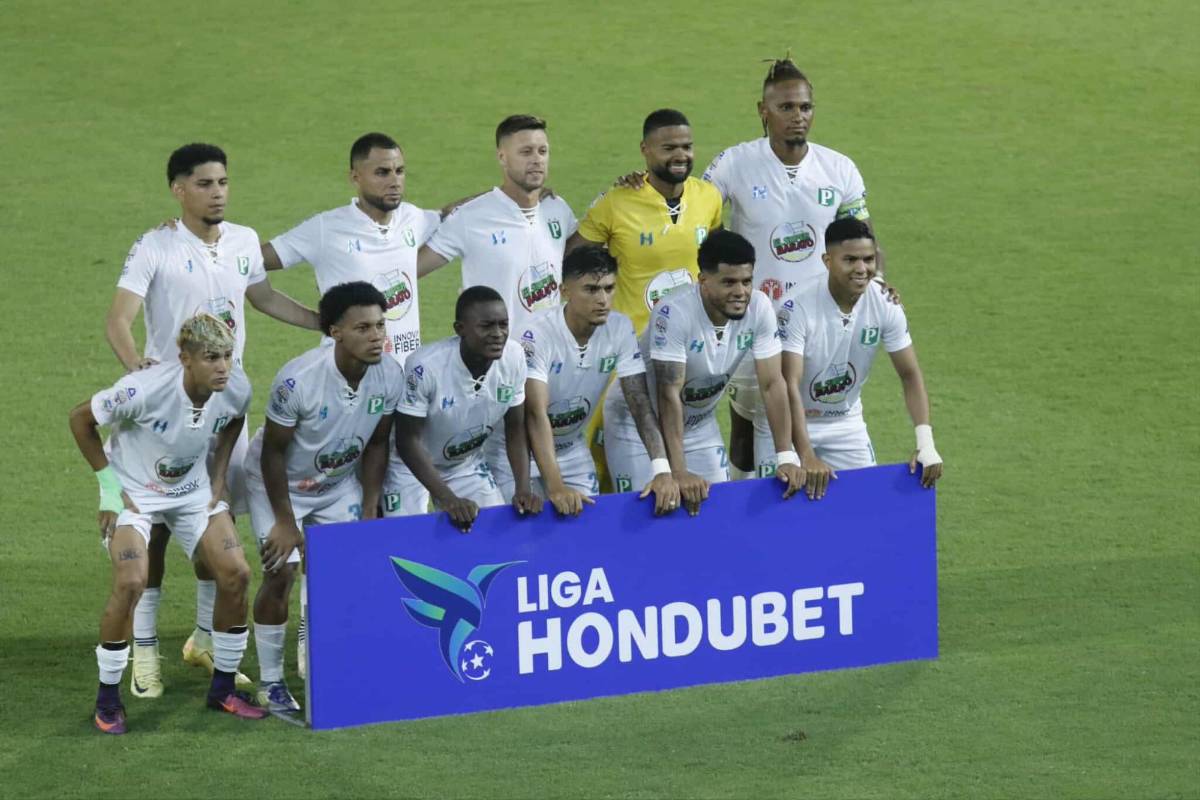 Bella periodista deslumbró, inesperado villano del Marathón vs Platense y polémica del partido