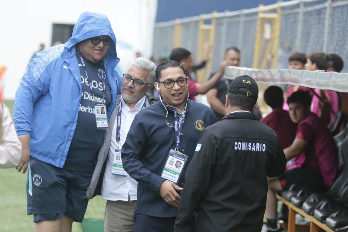 Periodista enamora, argentino sorprende, pleito de aficionados y héroe de Real España ante Motagua