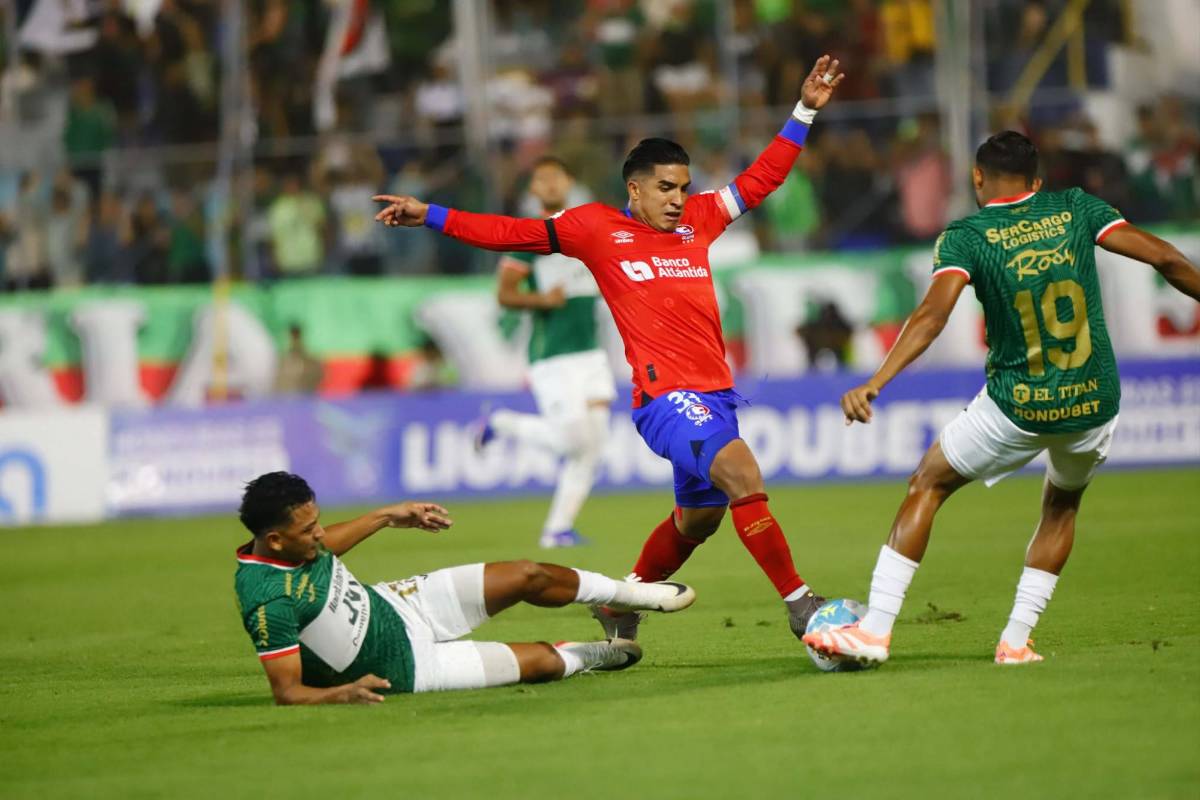 Quebraron vidrios, bronca con el rival y tristeza: Las imágenes de la eliminación de Olimpia en Liga Nacional