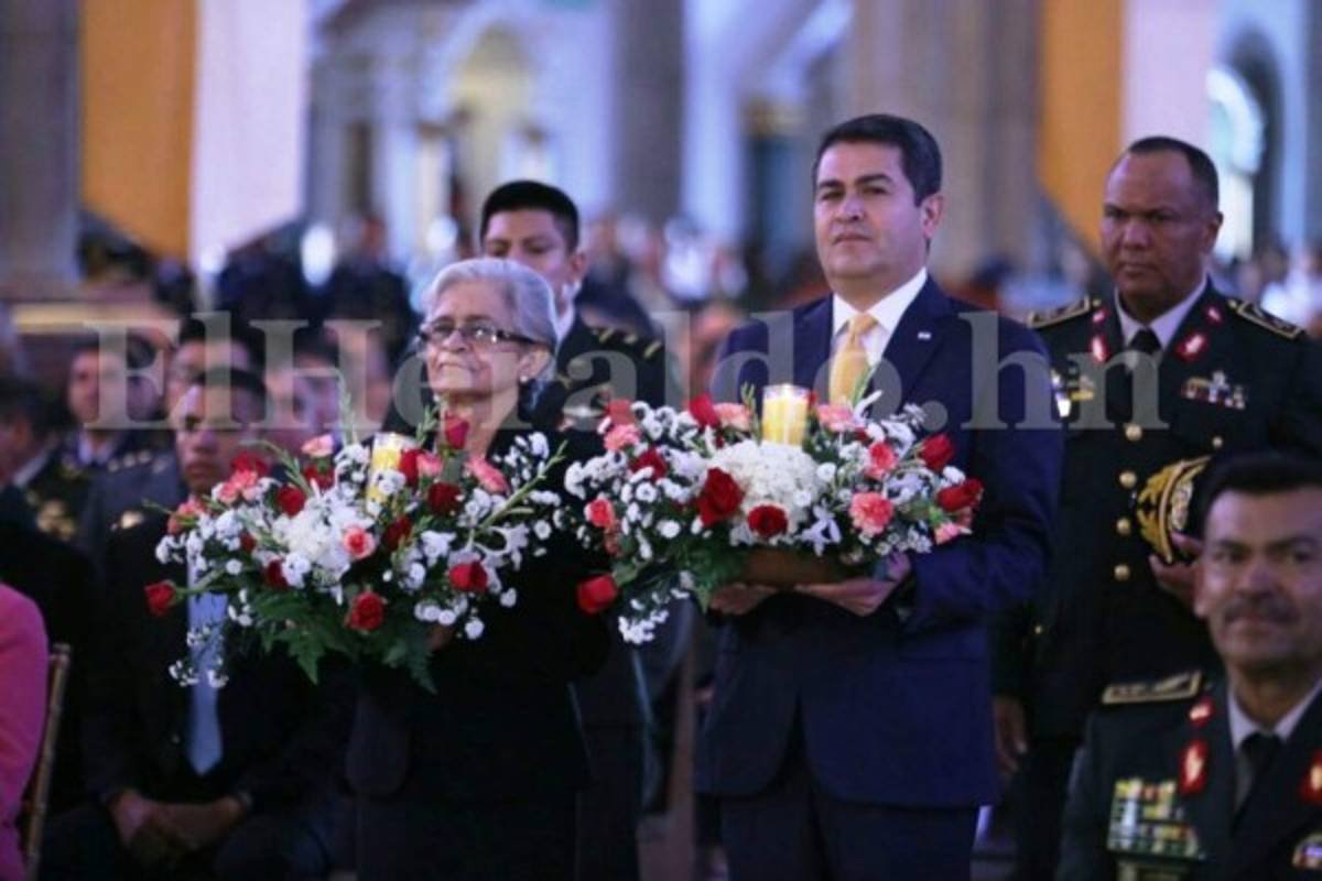 Honduras: Pareja presidencial participa en misa del hallazgo de la Virgen de Suyapa  