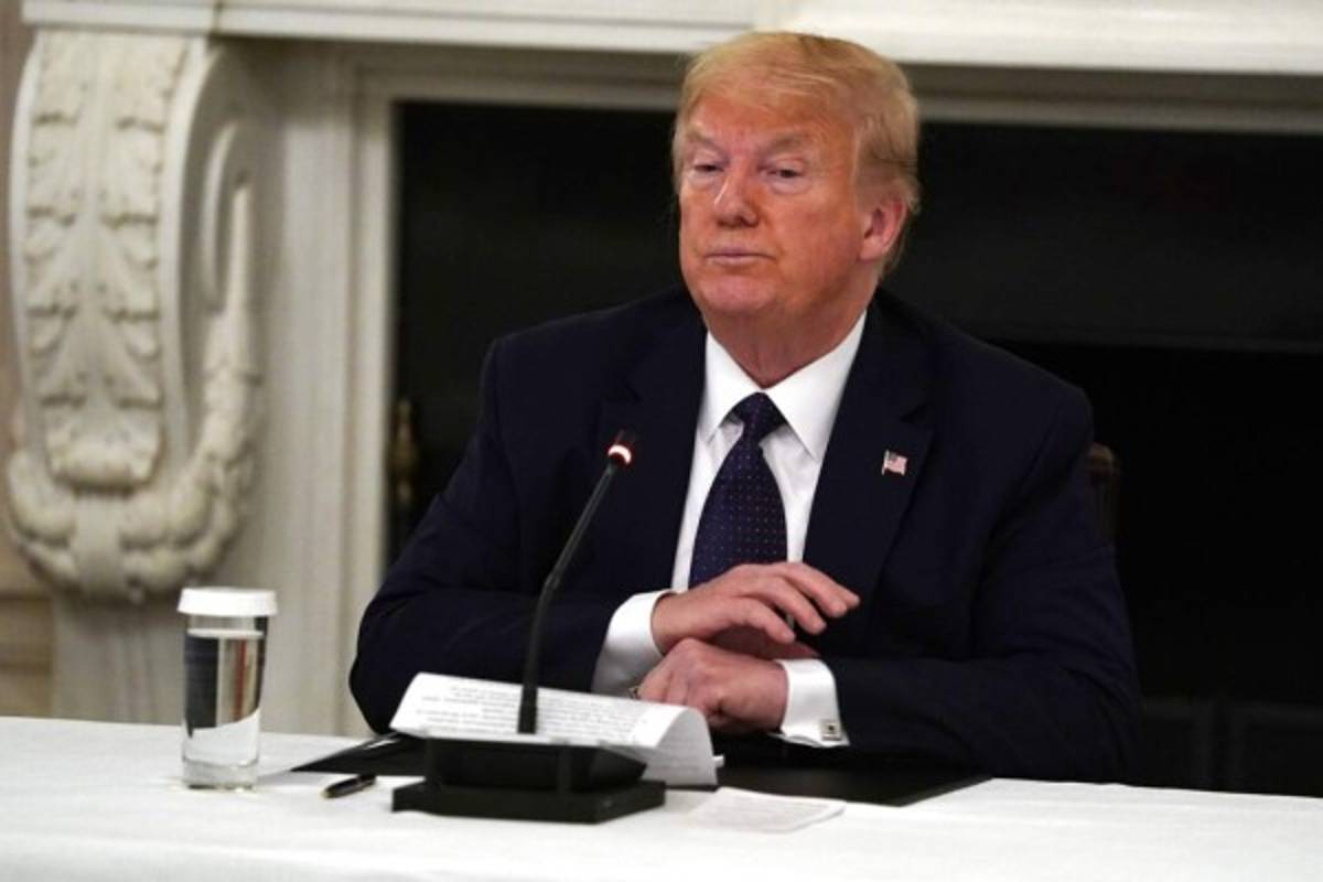 Trump dice que está 'libre de medicación' y describe su lucha contra el covid-19