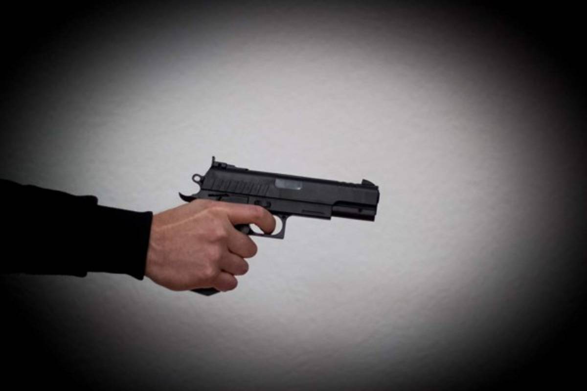 Estudiante irrumpe escuela de Brasil, protagoniza un tiroteo y deja dos muertos