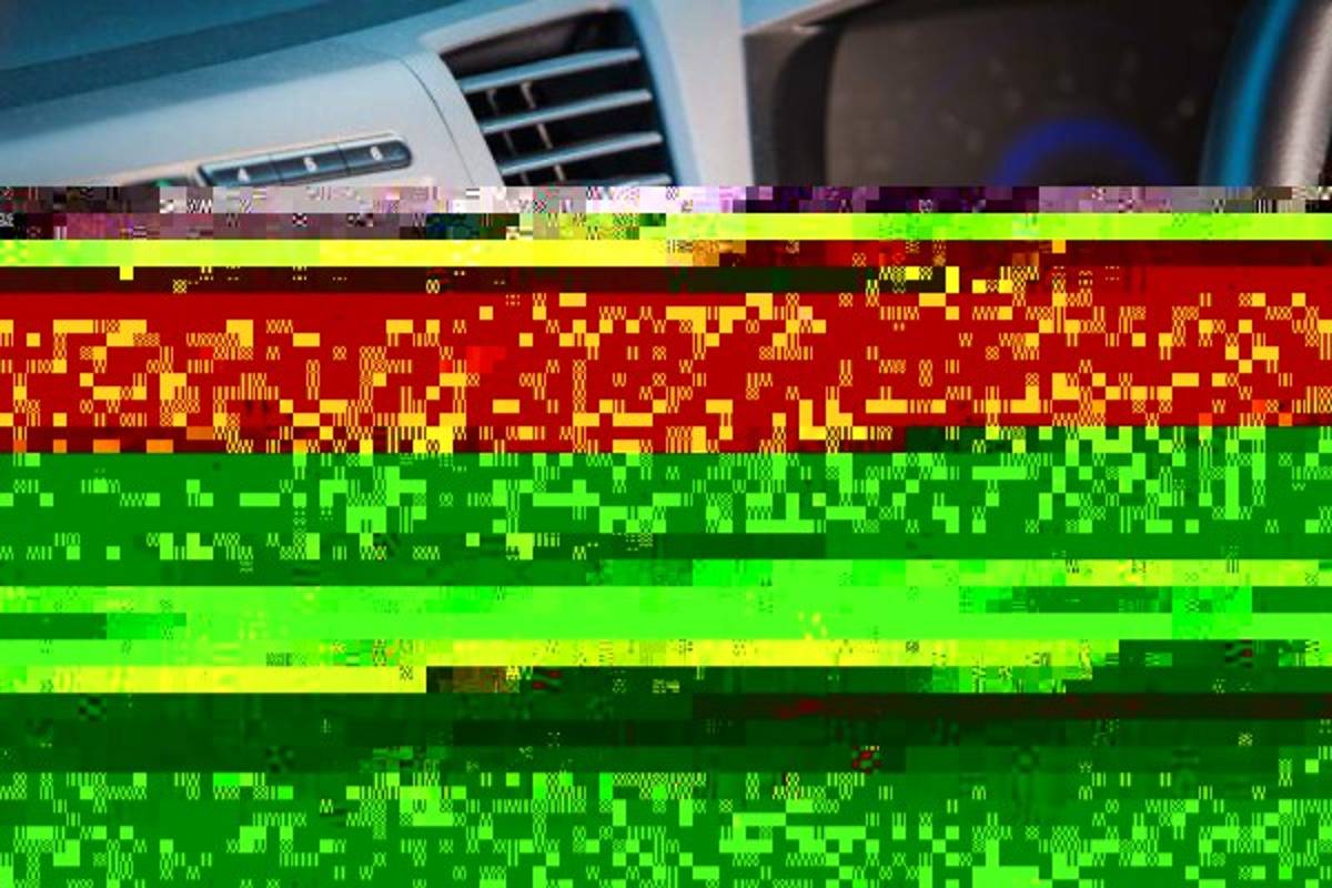 Tómelo en cuenta La mayoría de los automóviles en la actualidad incluyen una alarma de auto básica y de funcionamiento muy sencillo que puede ser fácilmente desactivada.