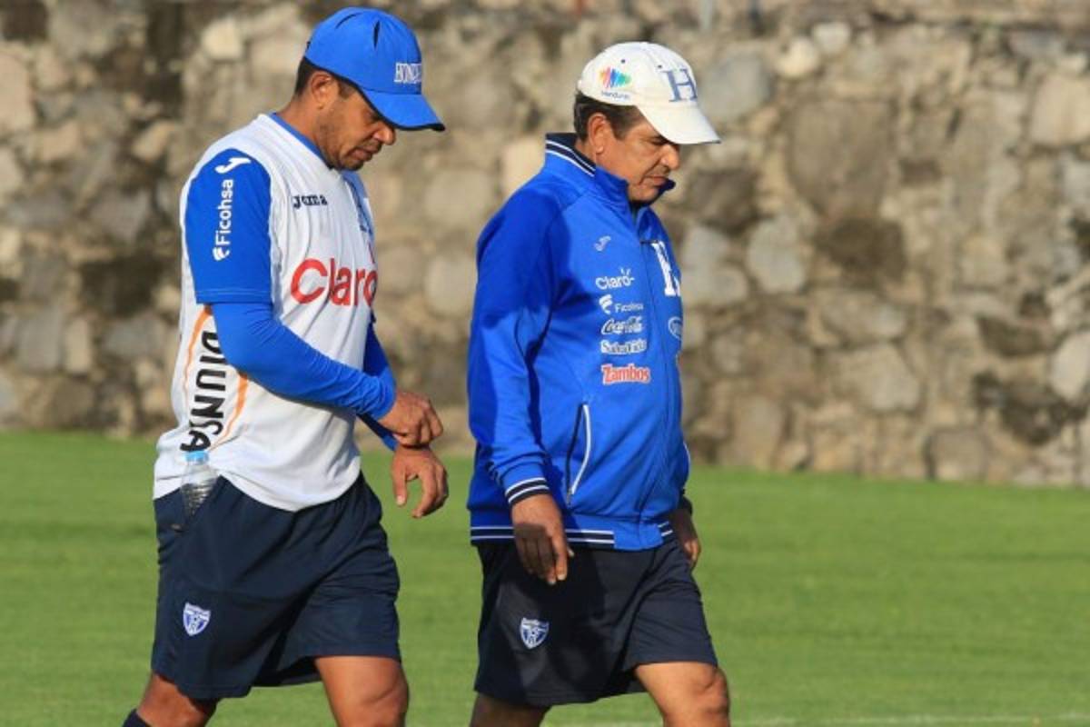 Jorge Luis Pinto vive su propio partido