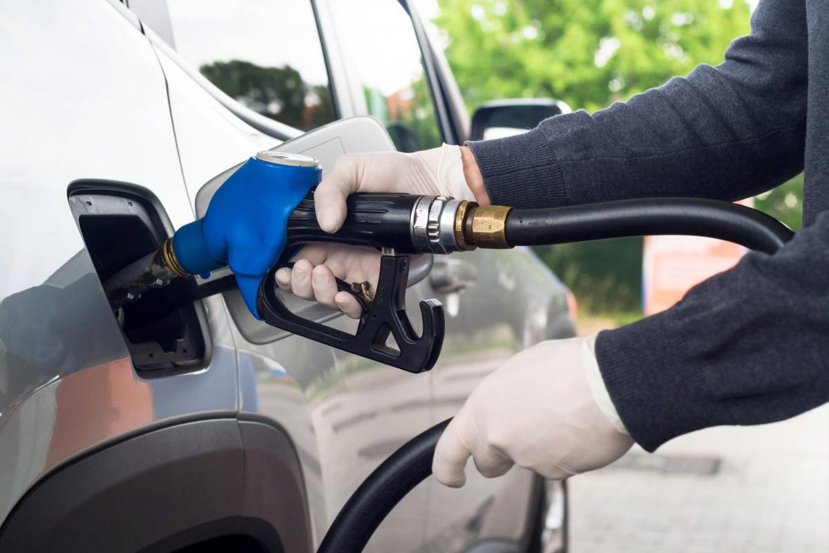 Mantén tu vehículo en el nivel óptimo de combustible