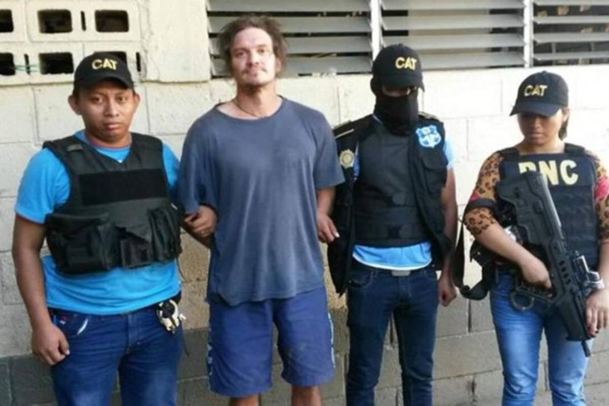 Capturan en Guatemala a estadounidense buscado por asesinato de mujer