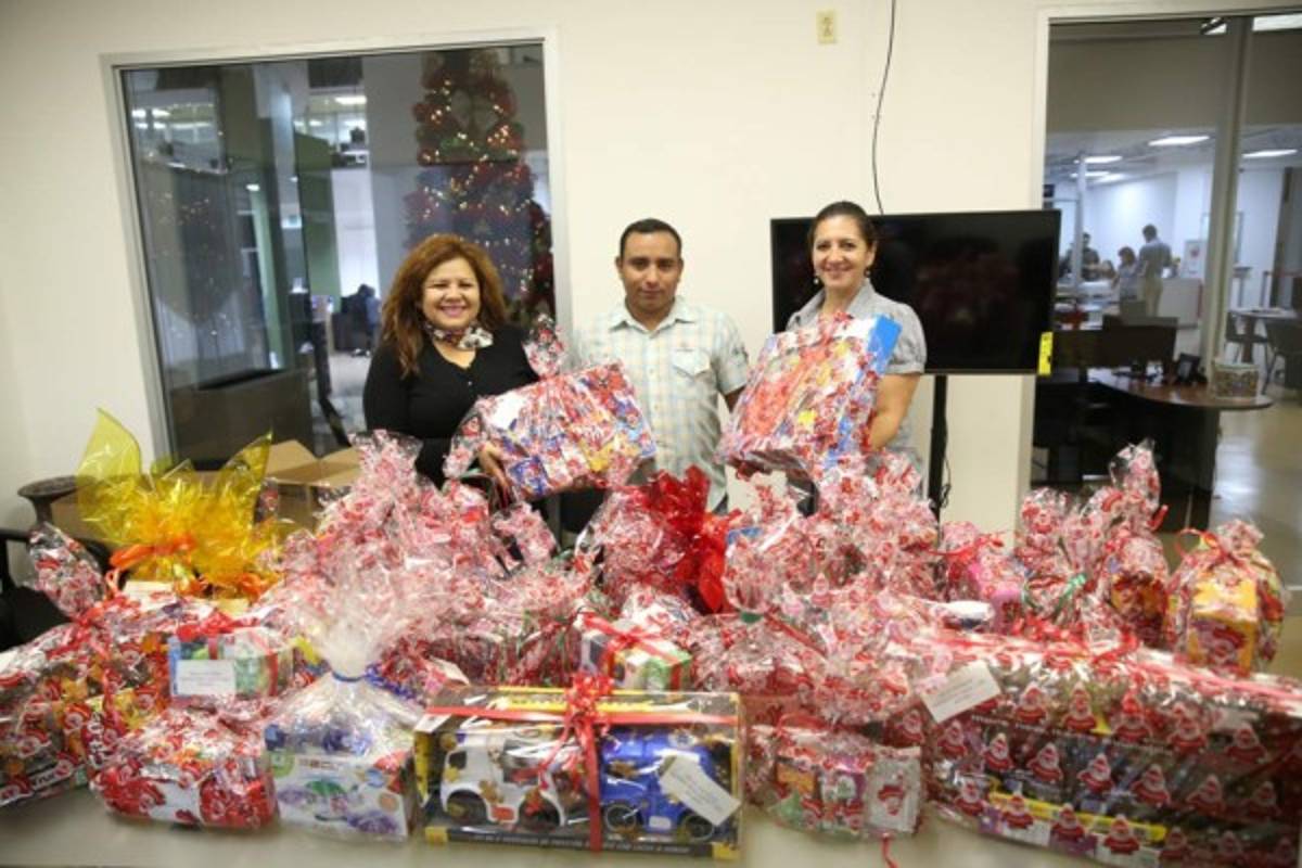 Damas Peruanas se suman con juguetes para cumplir sueños