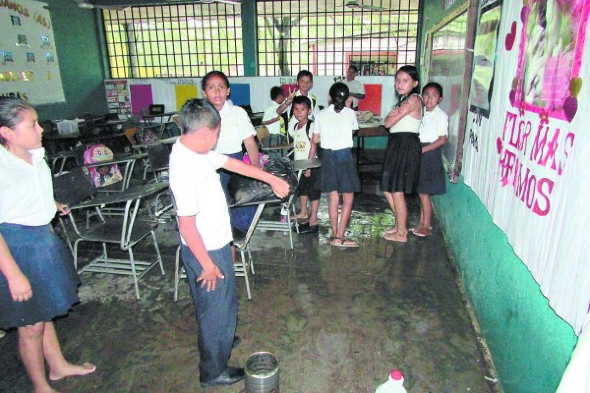 Temporal deja dos muertos y daños en cuatro municipios del sur de Honduras