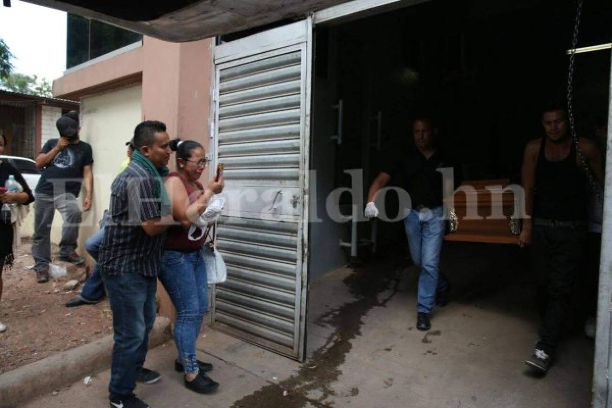 Reclaman los cuerpo de tres de las cinco personas muertas en la residencial Honduras