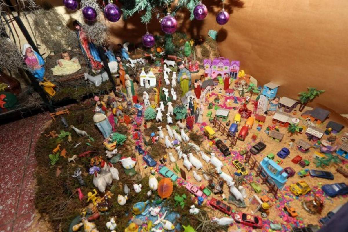 Los barrios y colonias capitalinos reviven tradición de los nacimientos