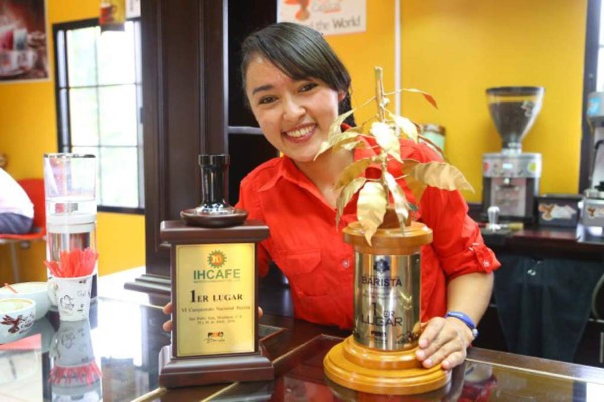 Mary Portillo, la bicampeona del barismo en Honduras