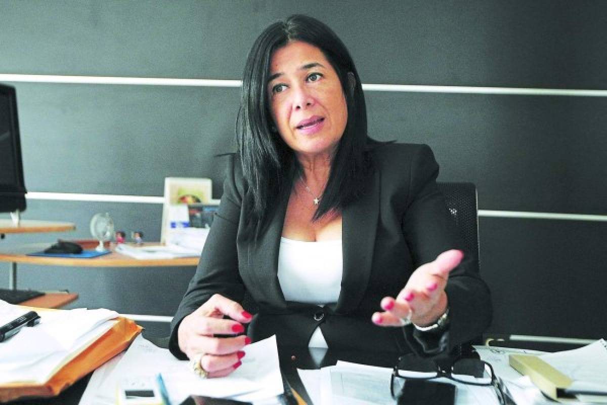 Miriam Guzmán: 'Los importadores son responsables de las demoras”