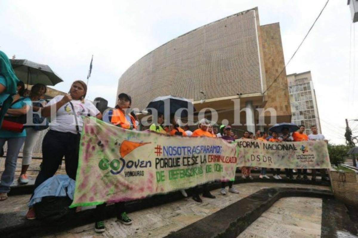 Entre protestas, comisión del Congreso Nacional se reúne con sectores por la despenalización del aborto