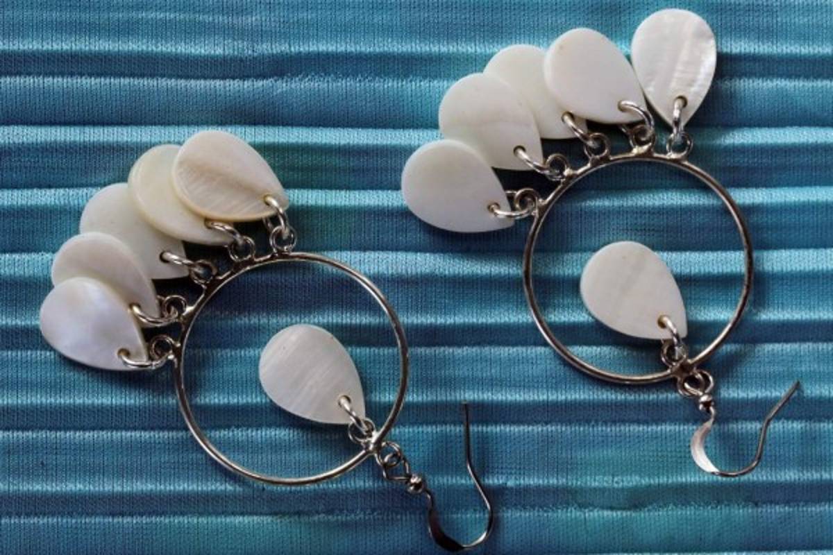 Conozca de Gina's Jewelry, donde las bisuterías se hacen con amor