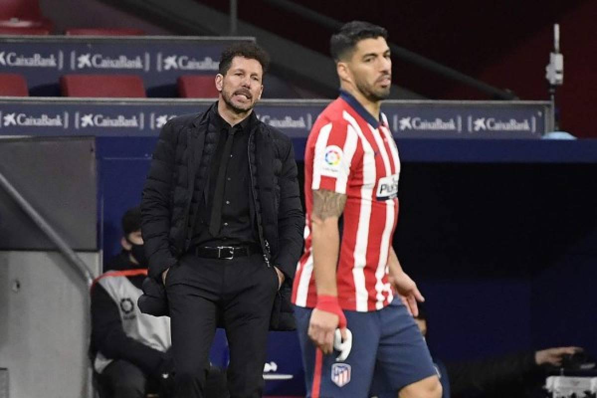 'Estamos valorando si traemos a alguien', dice Simeone