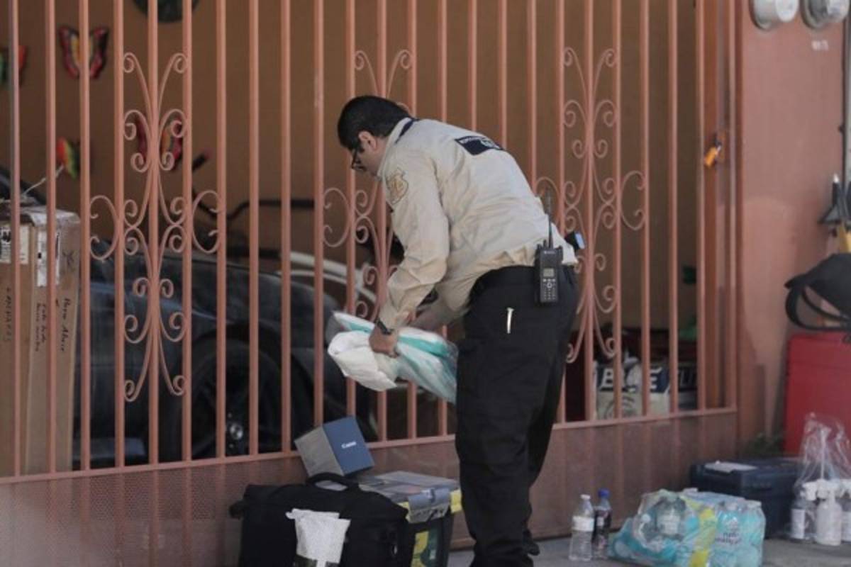 Niña se hizo la muerta para salvar su vida del hombre que mató a sus amigos