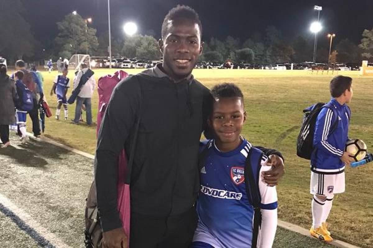 Mientras Maynor Figueroa jugaba en el FC Dallas, su hijo Keyrol comenzó su carrera en la academia del club.