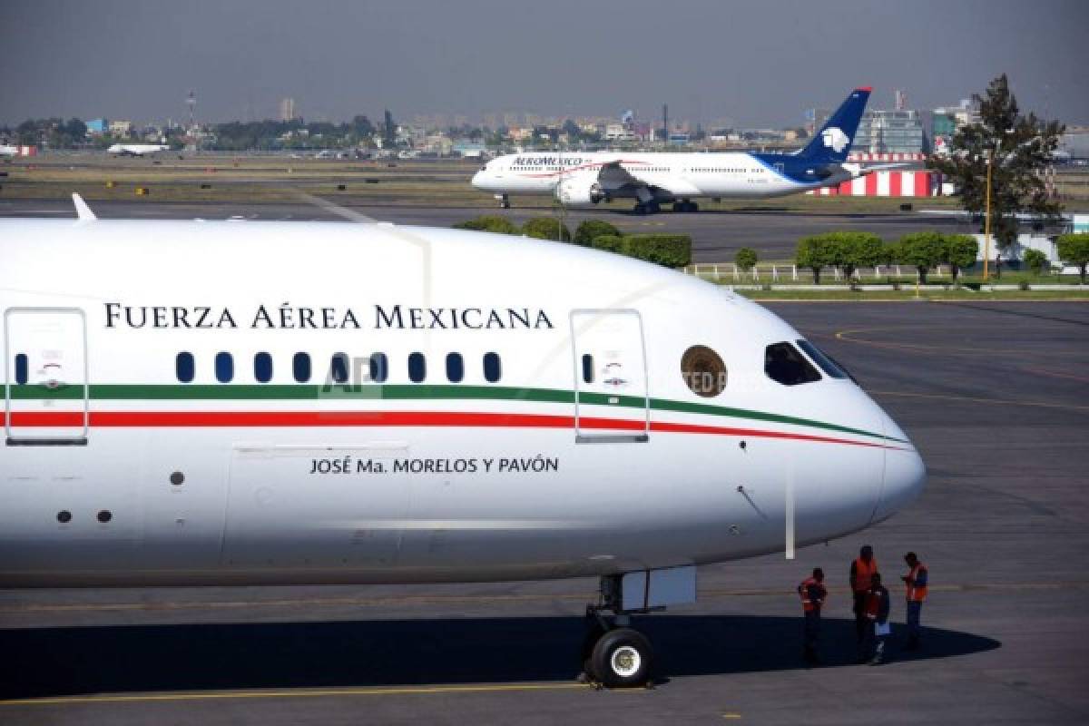 Nadie quiere comprar el avión presidencial que México tiene en venta