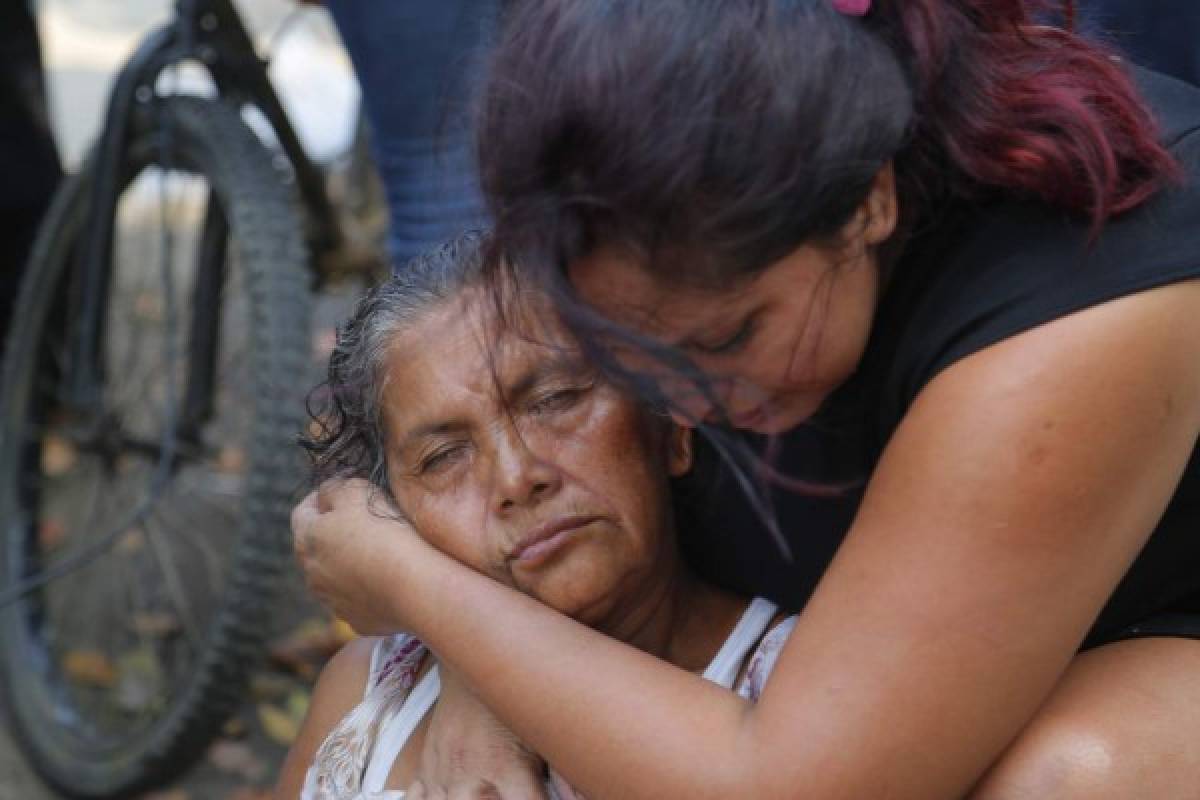Honduras: Madre de reo se desmaya al enterarse que su hijo fue trasladado a 'El Pozo”