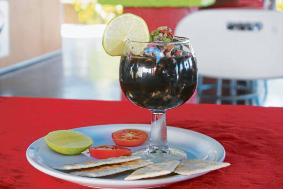 Honduras preparará coctel de curiles más grande del mundo