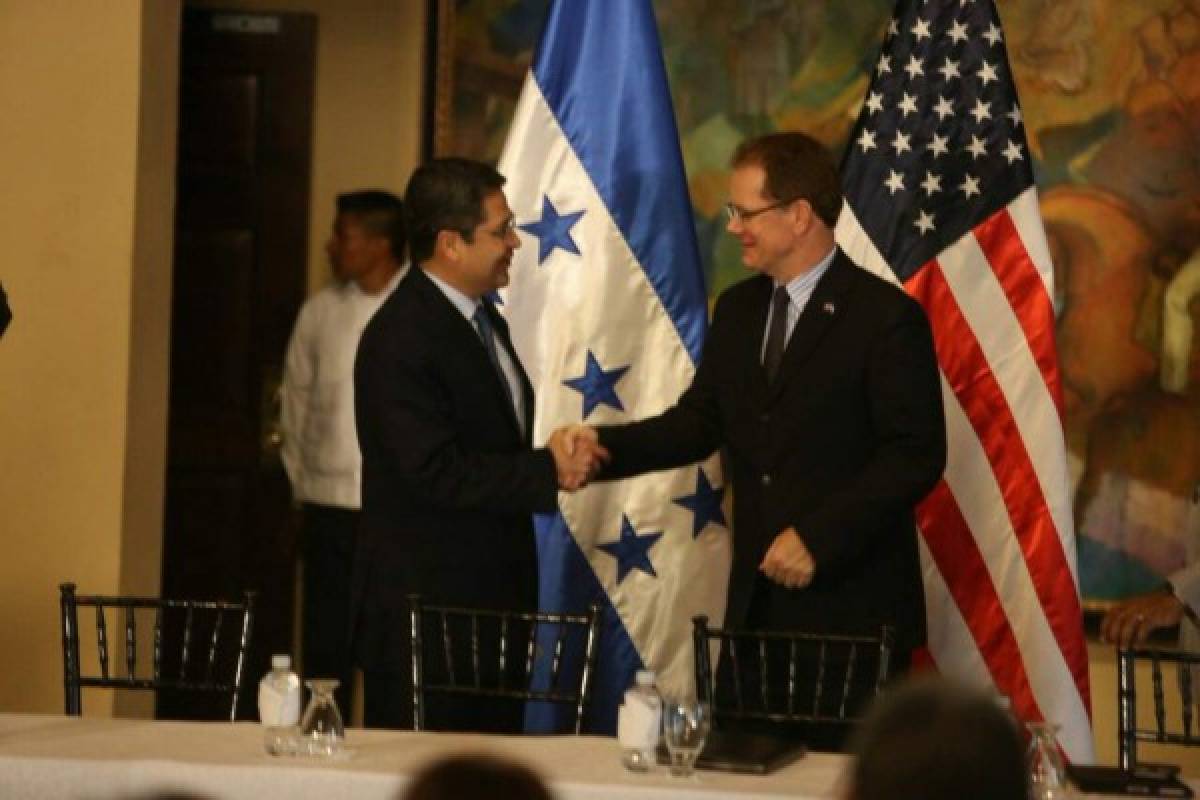 Estados Unidos entrega a Honduras 125 millones dólares para disuadir migración 