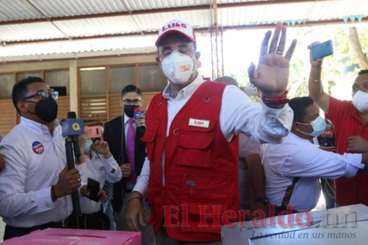 Así votaron los precandidatos a la presidencia de Honduras (FOTOS)