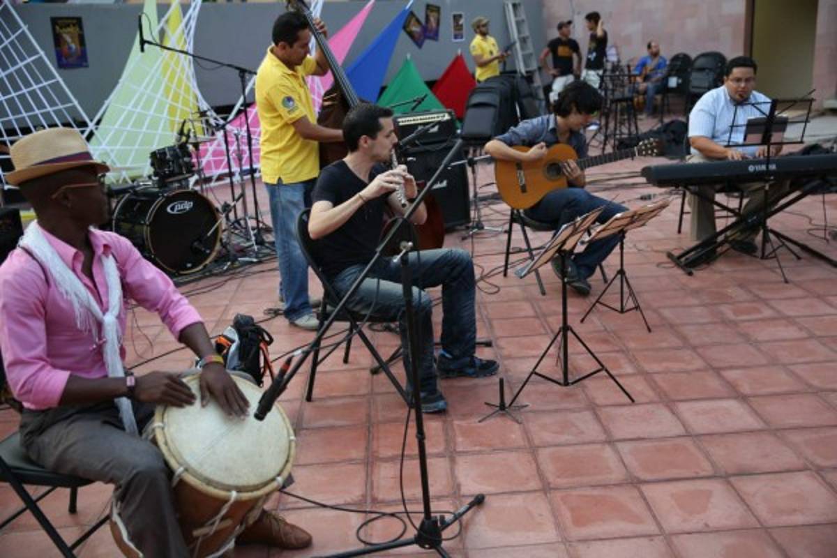 Color y arte en el II festival de las flores