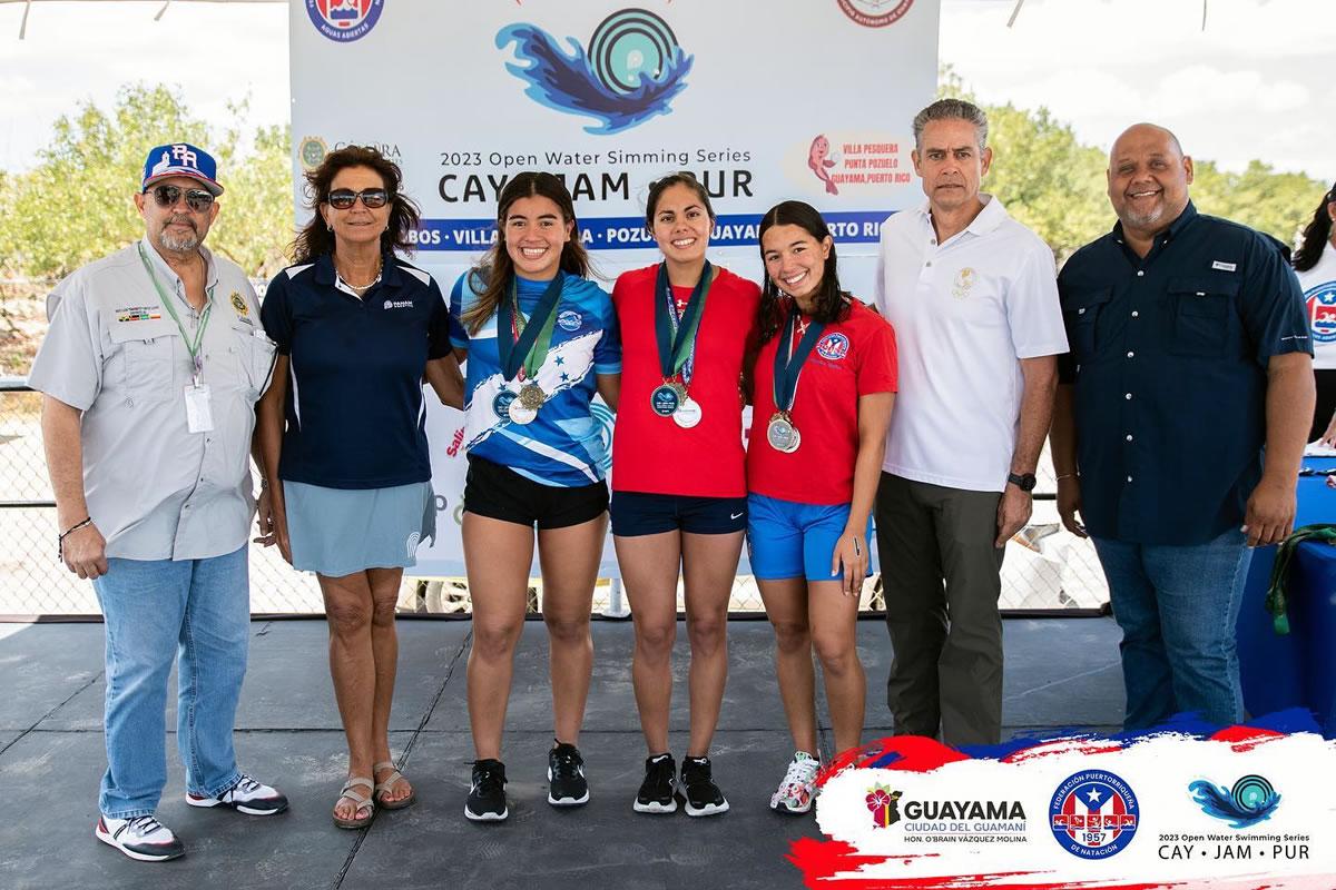 ¡Orgullo! Nadadora hondureña gana medalla de plata en Puerto Rico