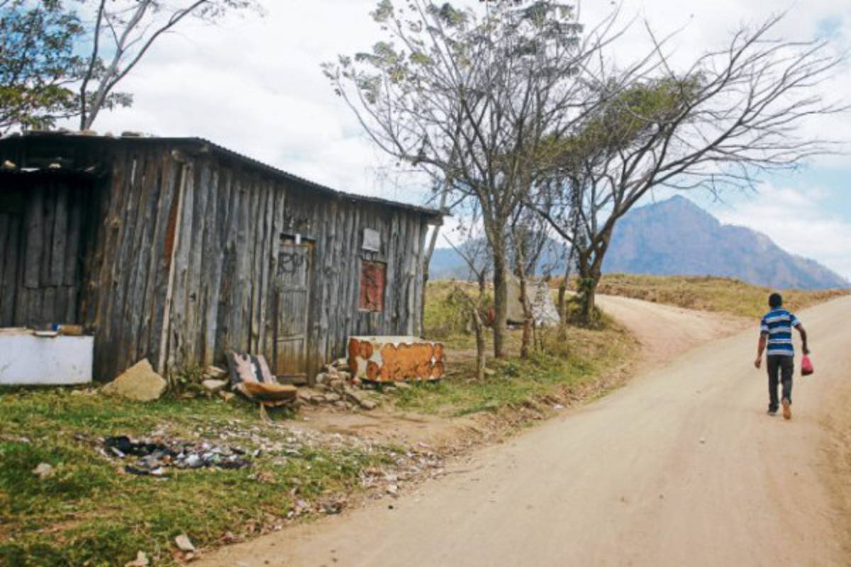 El 74 % de los municipios de El Paraíso no tiene acceso a viviendas