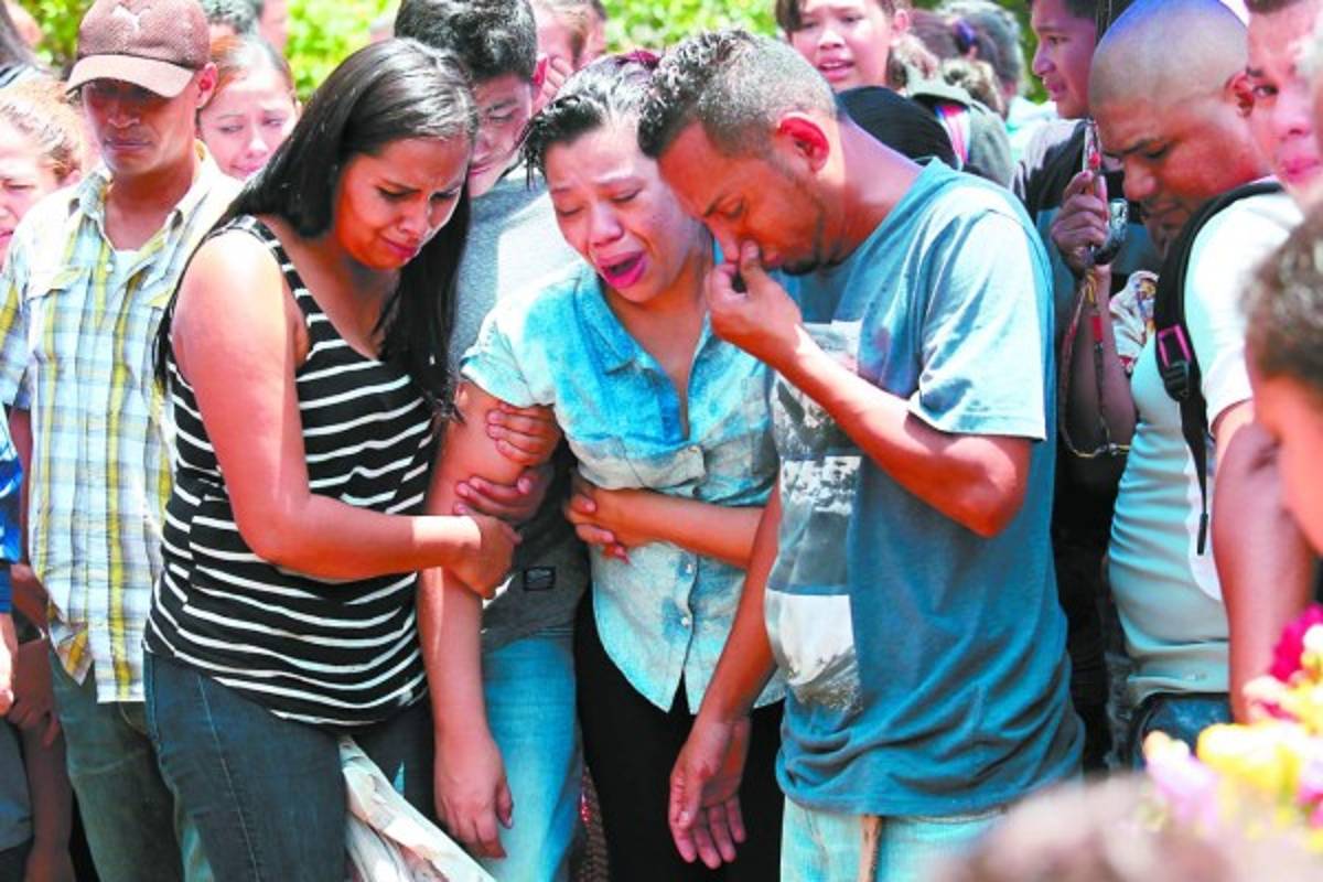 Familia de universitario asesinado: 'Dios, ¿por qué le quitaron la vida?... Esto no puede ser”