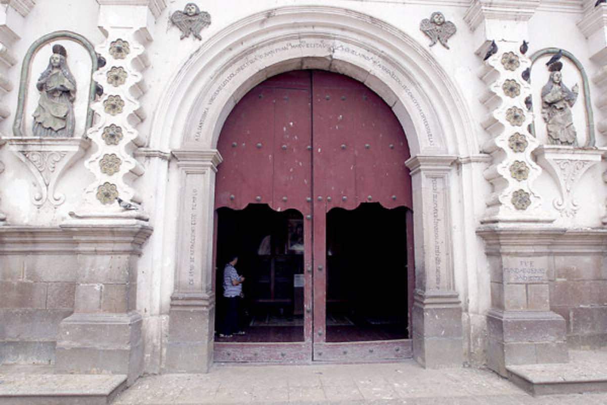 FOTOS: Iglesia Los Dolores, ícono de la historia