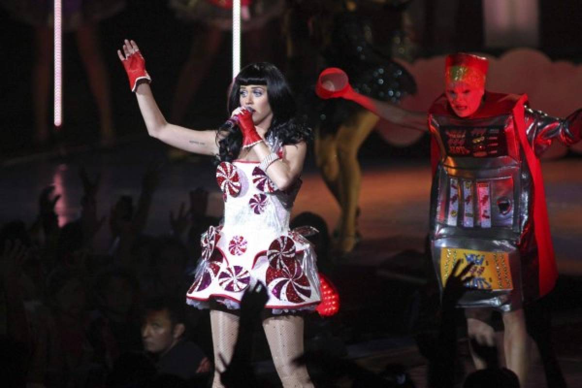 Katy Perry deslumbra a México con show