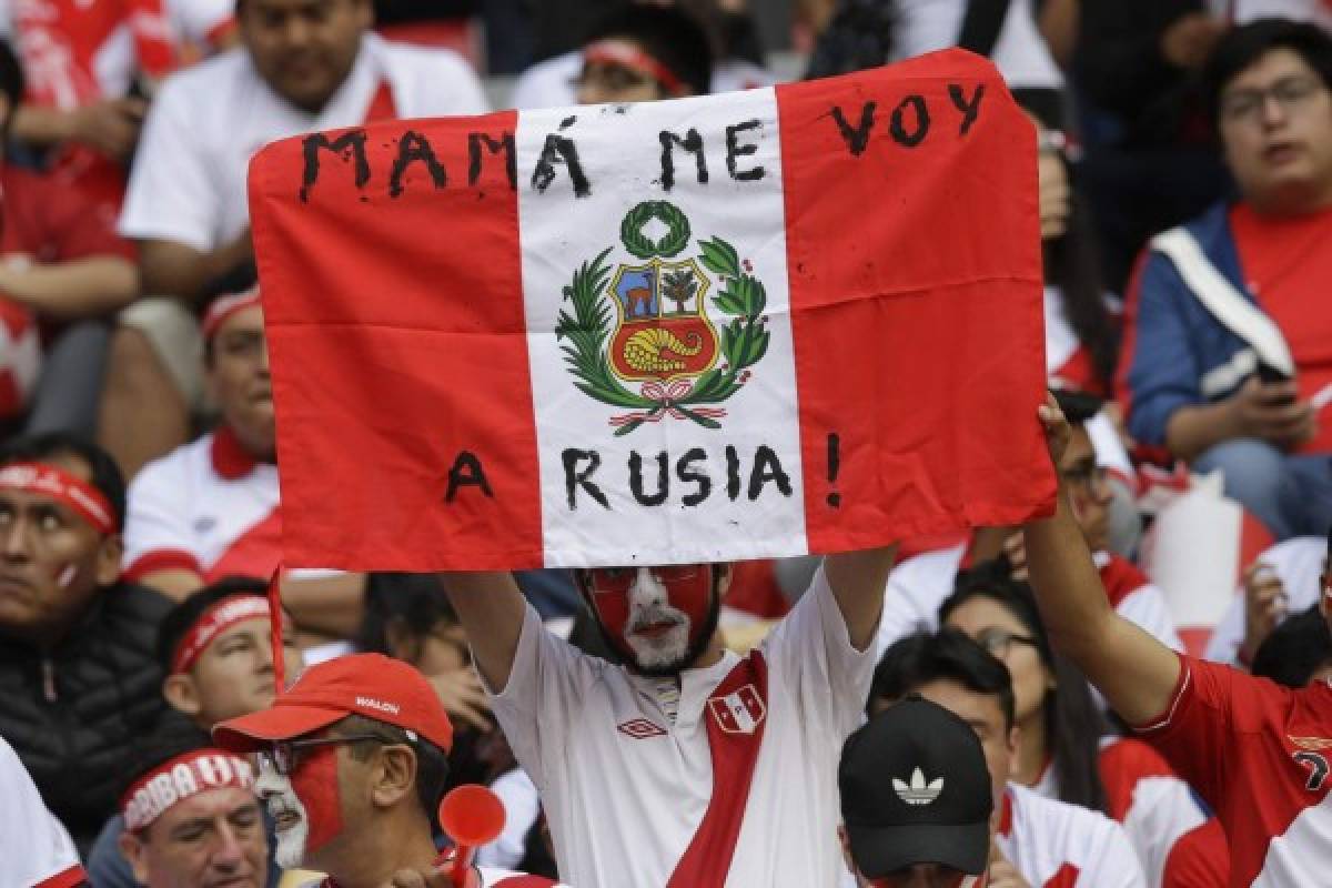 Colombia se clasifica al Mundial con empate 1-1 con Perú, que irá al repechaje