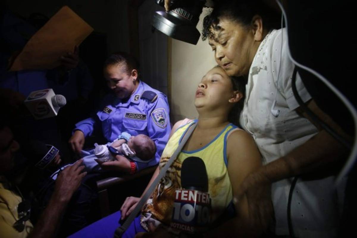 Innolvidable reencuentro entre madre e hijo raptado en capital hondureña