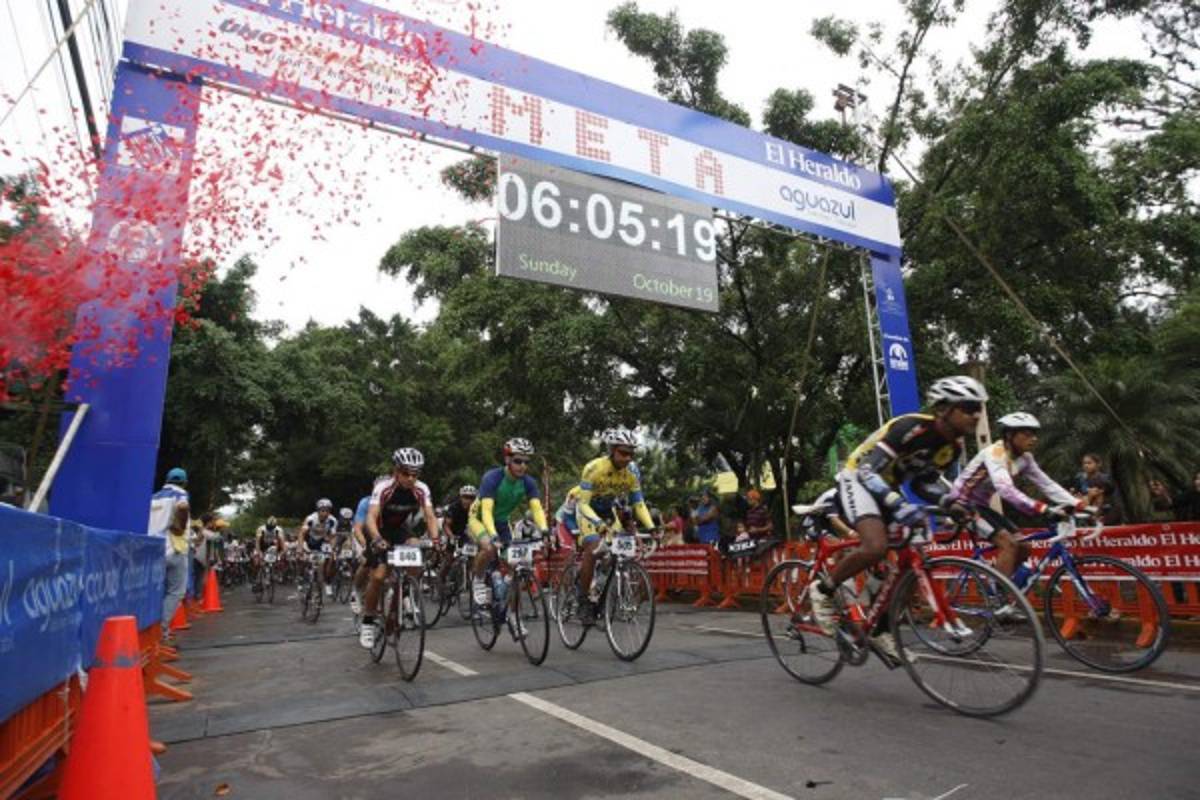 EL HERALDO celebra el 438 aniversario de la capital de Honduras pedaleando
