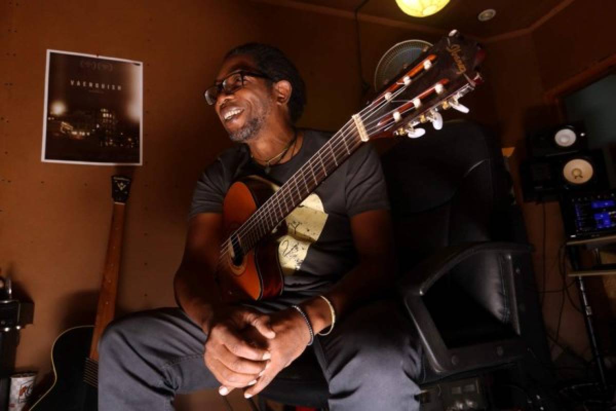 Emilio Álvarez: 'Diablos Negros hace música honesta, buen rock”