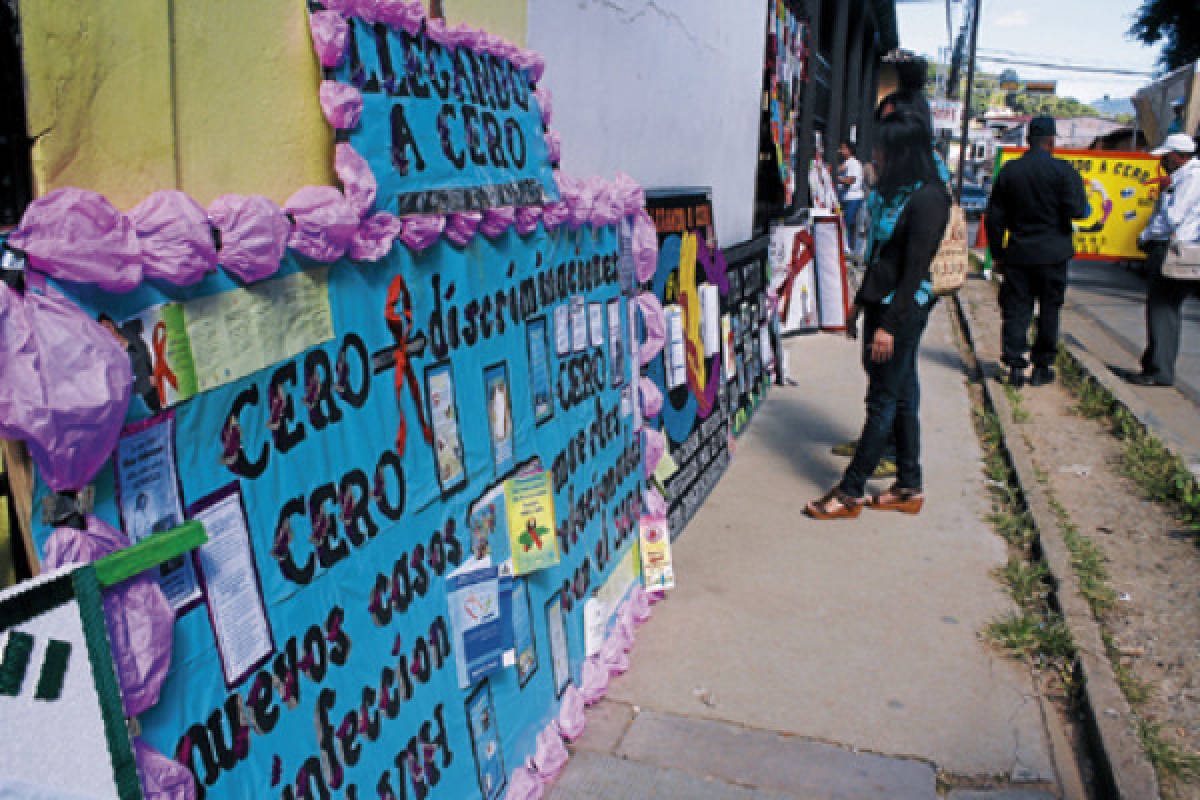 Murales en el Día Mundial contra el VIH