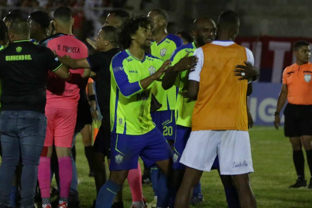 ¿Cómo inició todo? Jugadores de Olancho y Olimpia terminan entre puños y agarrones