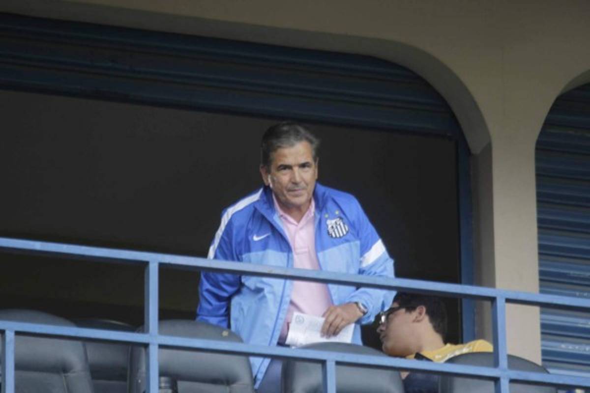 Jorge Luis Pinto y su fin de semana ajetreado