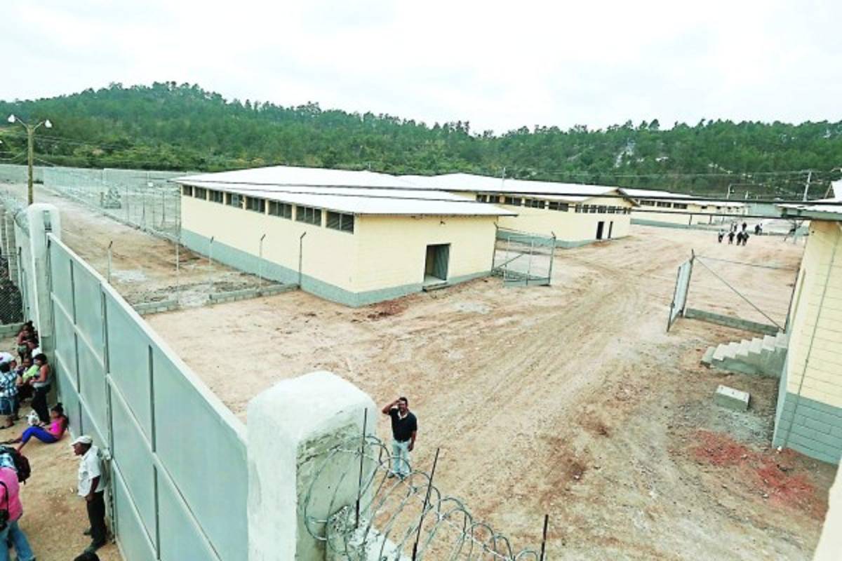 Fondos de la Tasa de Seguridad se usaron para comprar equipo musical de las Fuerzas Armadas de Honduras