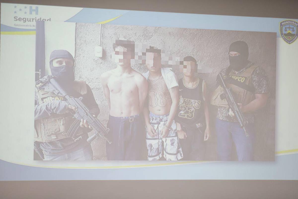 Estas serían las tres personas capturadas.