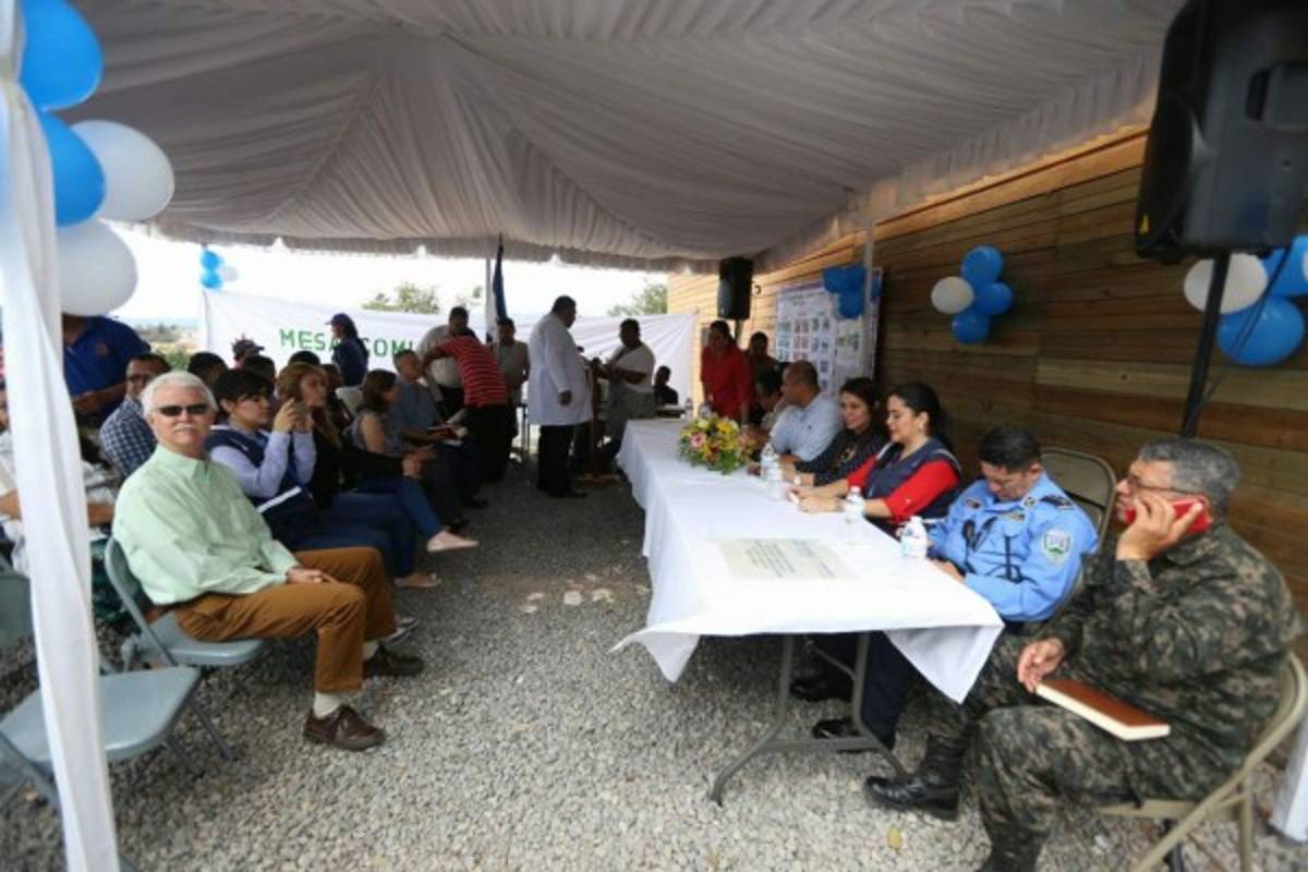 Inauguran centro de salud provisional en la colonia Nueva Suyapa