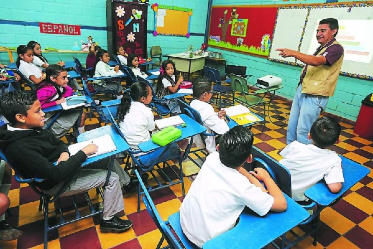 Presupuestos de Salud y Educación subirán 1.8% y 3.8% para 2019