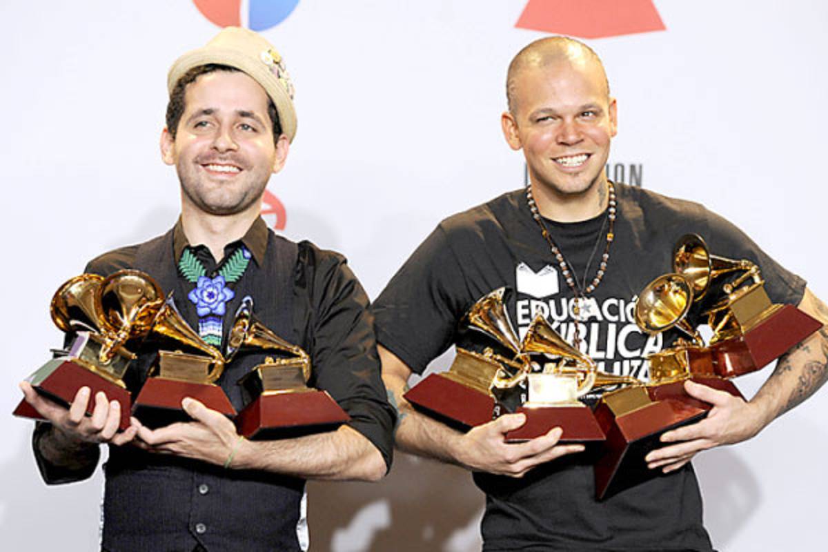 Calle 13 se roba los Latin Grammy en Las Vegas