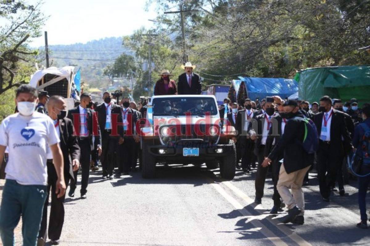 Las imágenes del recorrido de Xiomara Castro hacia el Estadio Nacional