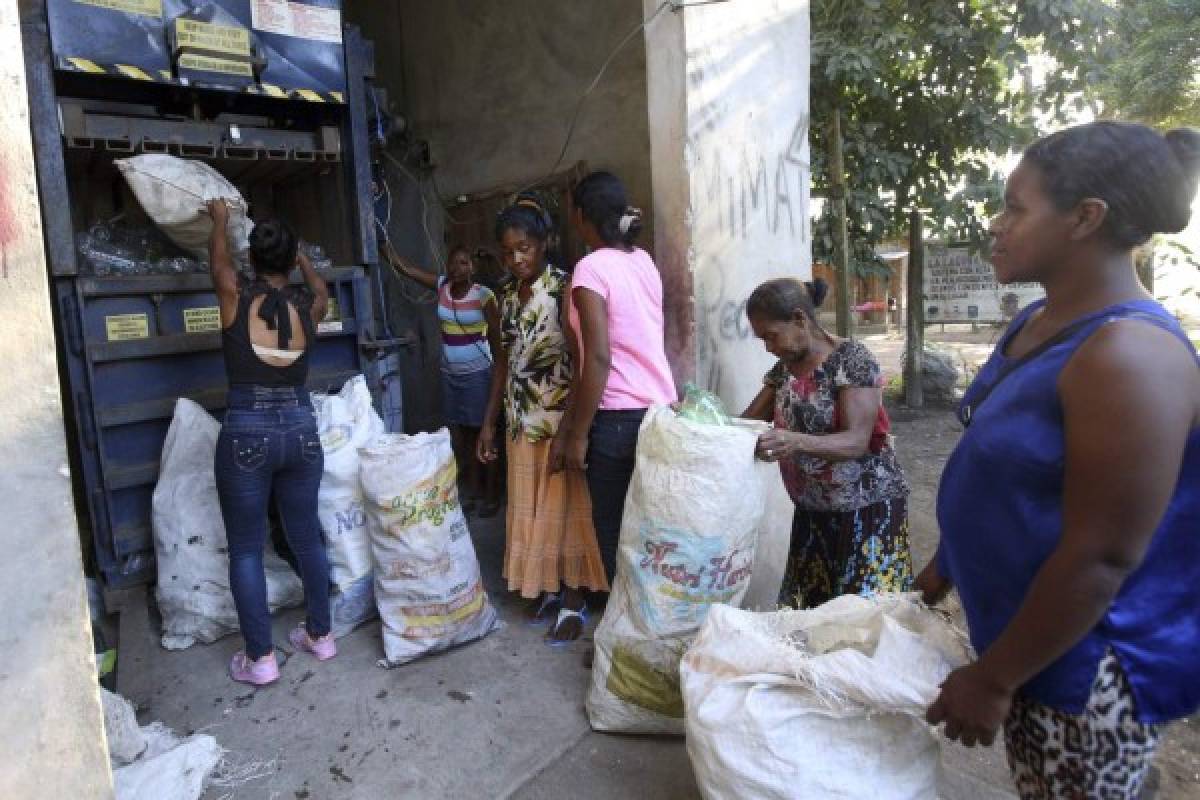 Mujeres misquitas impulsoras del reciclaje