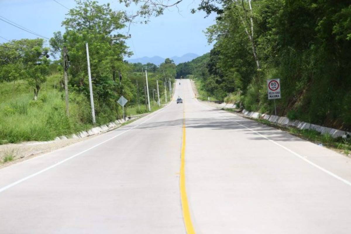 Inauguran carretera de 53.6 kilómetros del Corredor Agrícola que une Olancho y Colón